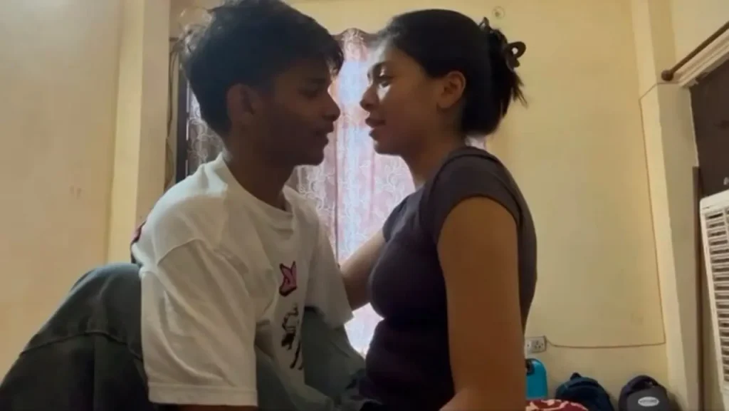 Few Images From 19 Minute Viral Video Original